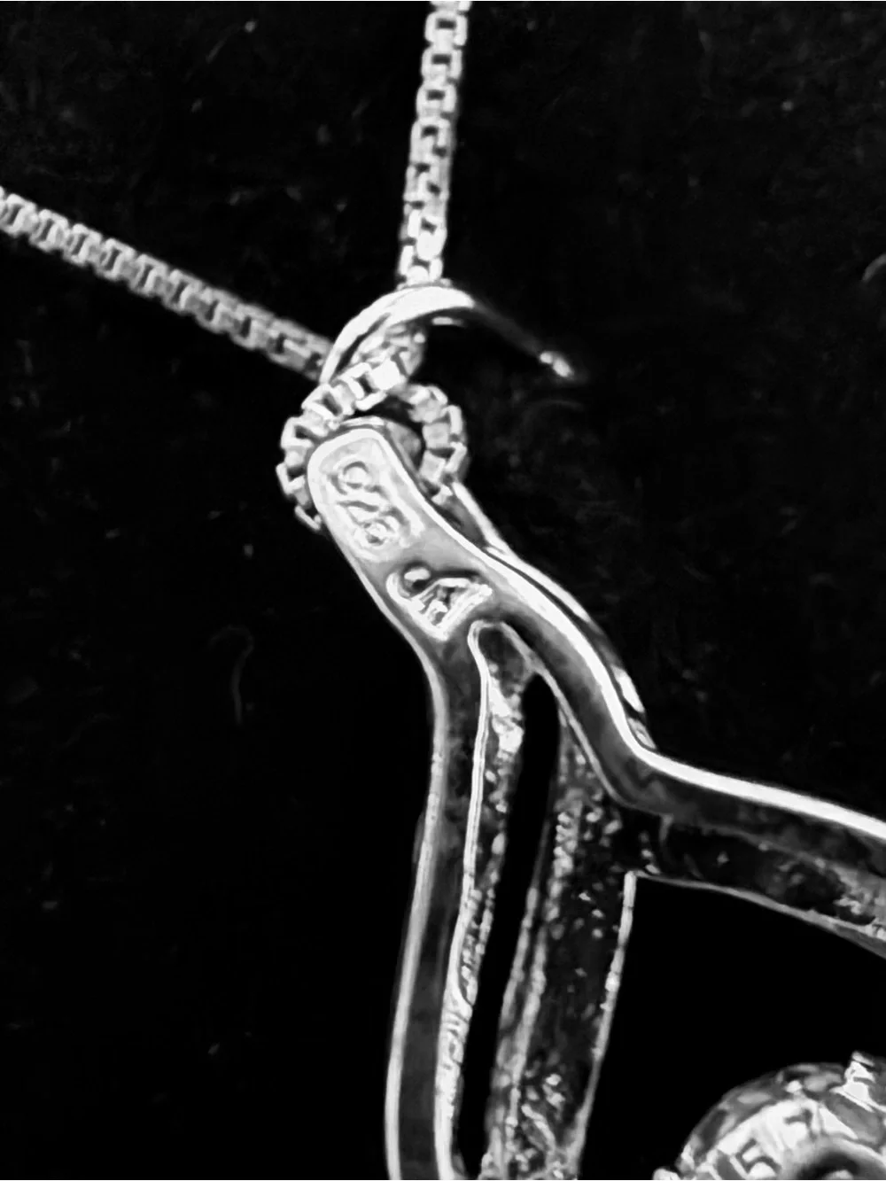 Kay Jewelers Silver Tone Pendant Necklace with Clear Stone Accents
